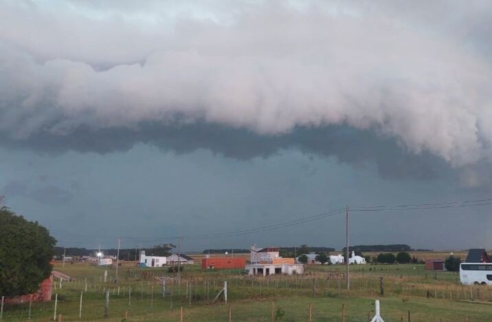 Necochea: Heridos leves y fuertes vientos durante el temporal