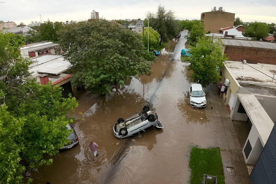 Bahía Blanca: Ya son 16 las personas fallecidas producto del temporal
