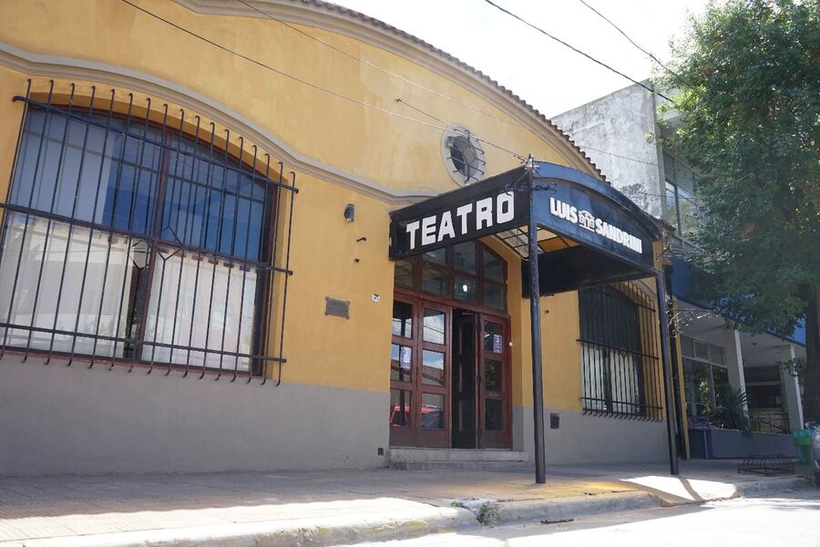 Necochea: El Teatro Municipal renueva sus instalaciones para abrir sus puertas