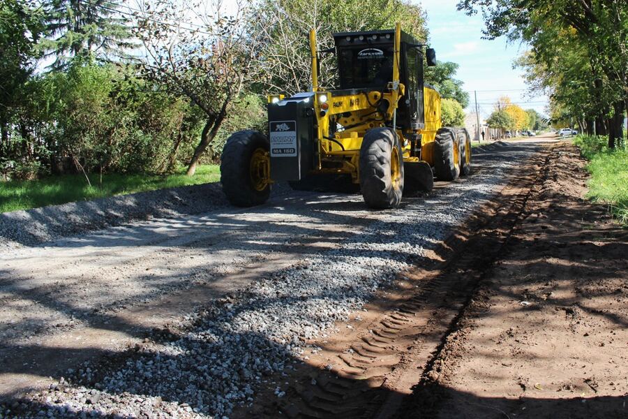 Almirante Brown: Continúa el plan de obras en los barrios Independencia y El Progreso