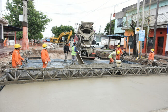 Lomas de Zamora: Katopodis recorrió obras viales en la ciudad