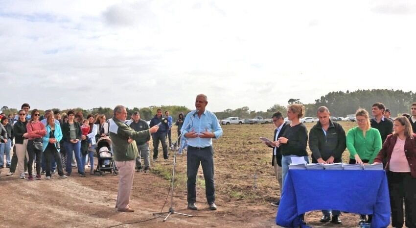 Madariaga: 176 familias tomaron posesión de los lotes de la Quinta Nº 57