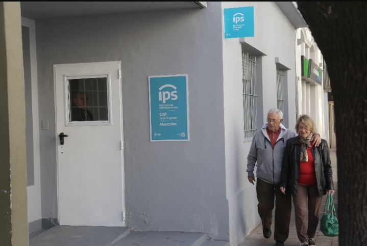 El IPS paga los haberes de abril