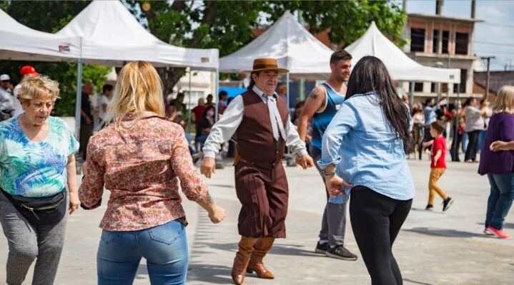 Berazategui: La ciudad se prepara para celebrar el 25 de Mayo
