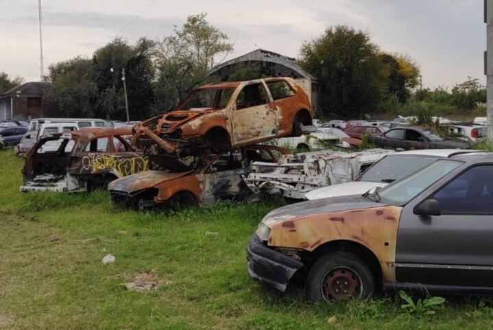 La Plata: La Comuna compactará 1.250 vehículos secuestrados