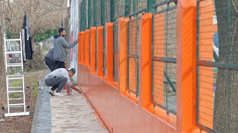 Berazategui: Llevan adelante una jornada de puesta en valor en la Secundaria N° 7