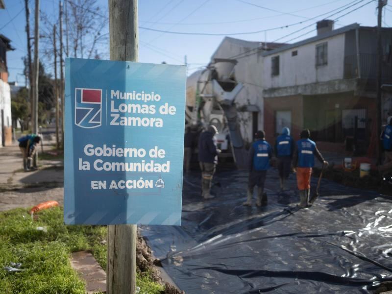 Lomas de Zamora: Se intensifica el plan integral de bacheo en hormigón