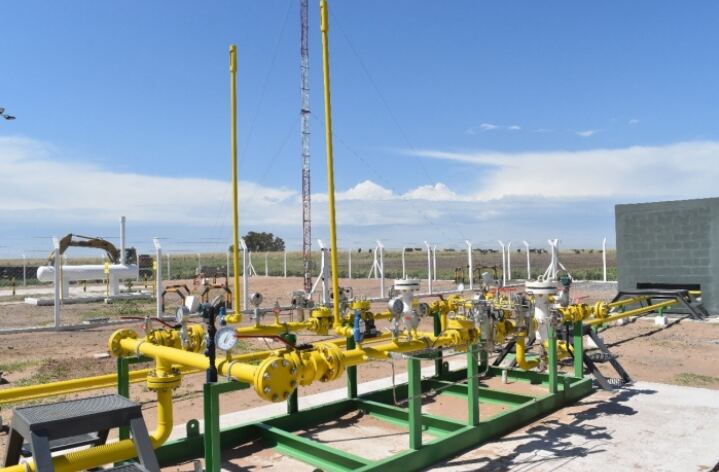 La Provincia inauguró el Gasoducto y la red de distribución para Daireaux y Pehuajó