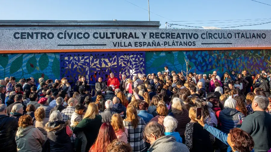 Berazategui: Abrió sus puertas el Centro Cívico Municipal Villa España – Plátanos Círculo Italiano