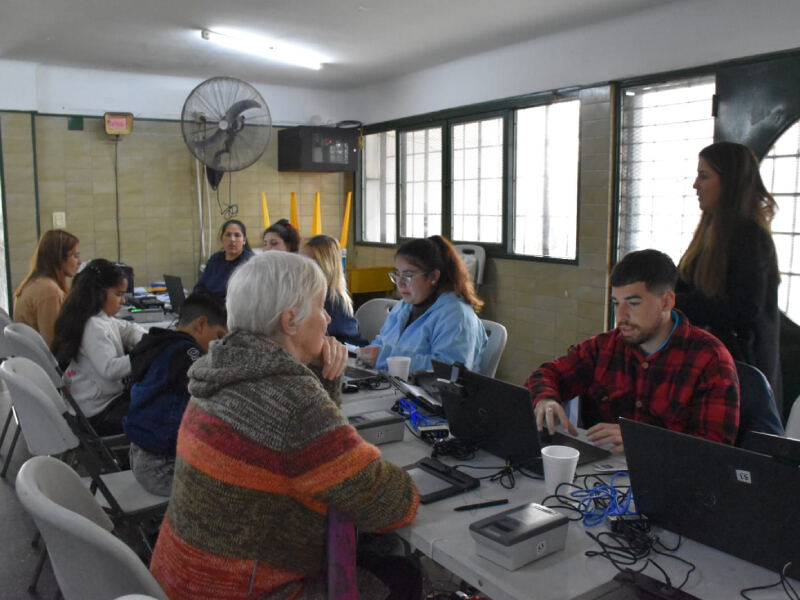 Berisso: Se llevó adelante un Operativo de Documentación en el CAPS N°42