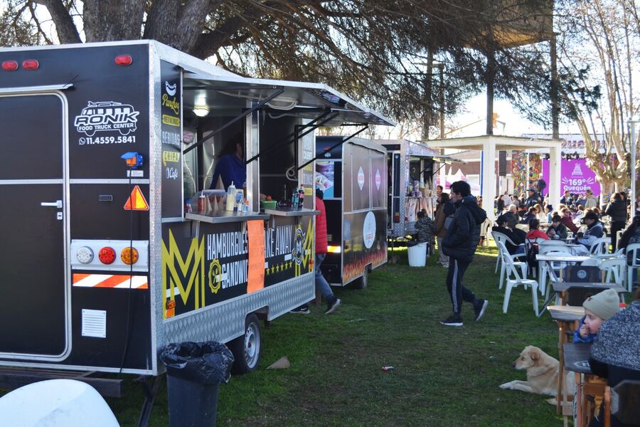 Necochea: Convocan a emprendedores y vehículos gastronómicos para el aniversario de Quequén
