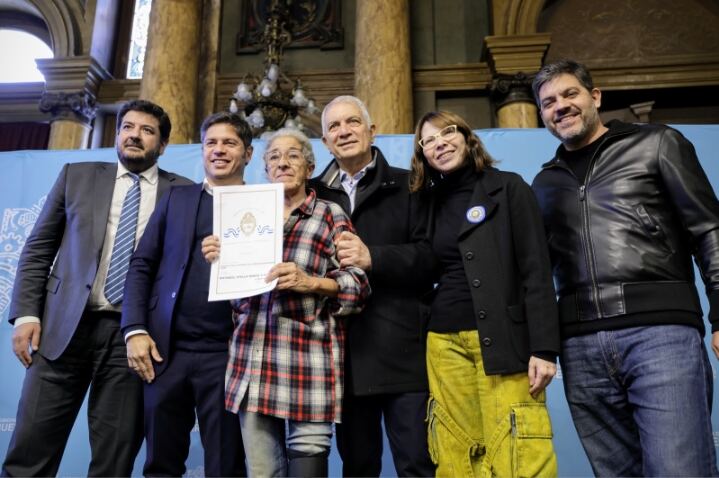 La Plata: El Municipio y Provincia entregaron más de 1000 escrituras