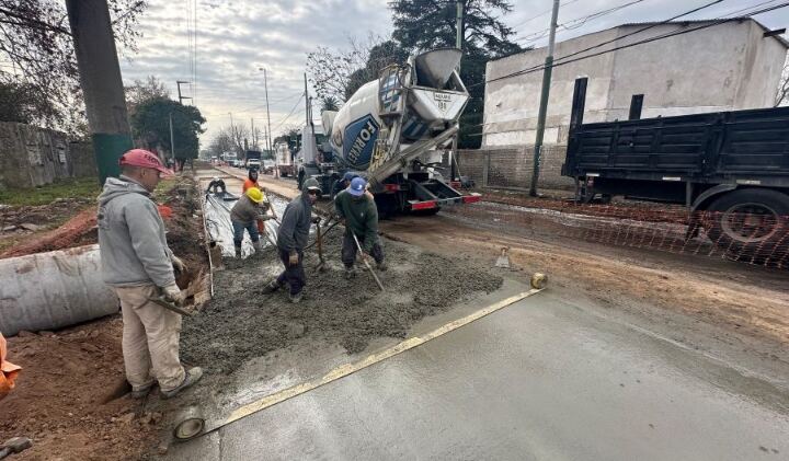 Almirante Brown: Avanza una obra hidráulica clave en Claypole