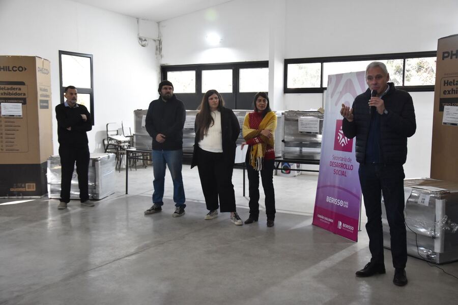 Berisso: Entregaron maquinarias a Unidades Productivas de panificados