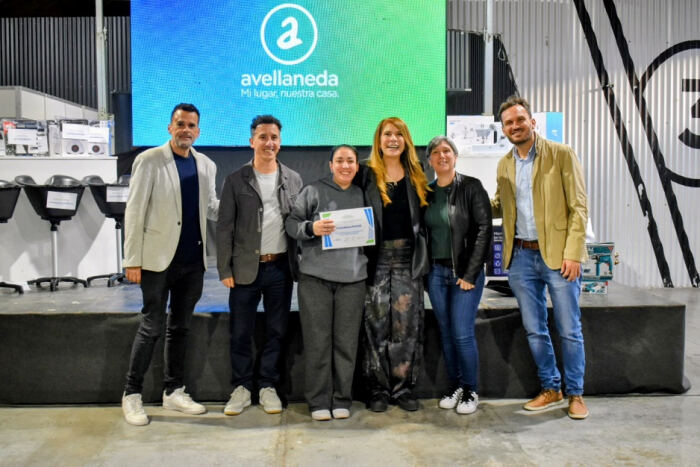 Avellaneda: Provincia fortalece a unidades productivas mediante herramientas y maquinarias