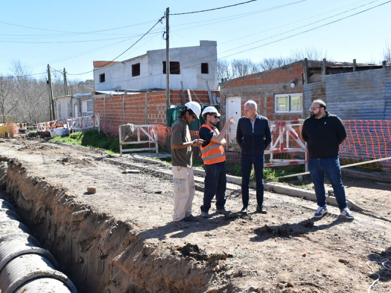 Berisso: Continúan las obras de pavimento e hidráulica en Villa Nueva