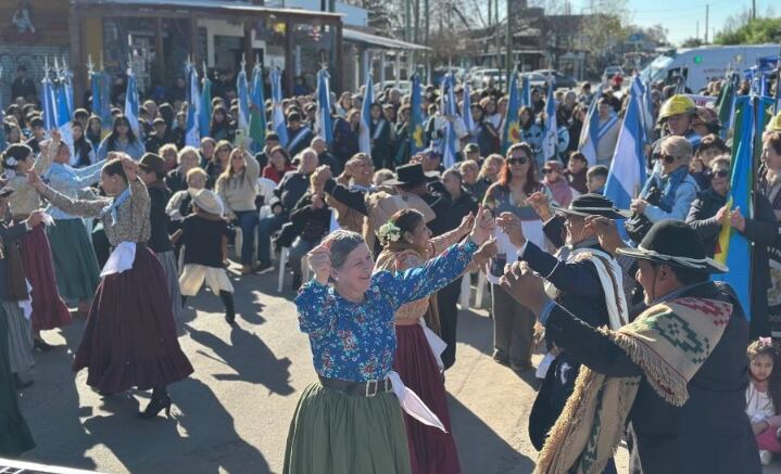 Almirante Brown: Longchamps celebró su 115° aniversario