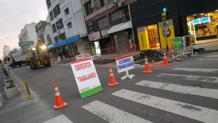 Bahía Blanca: Informan cortes de tránsito programamos y cambios de recorridos de colectivos para el lunes