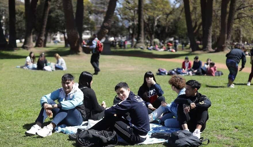 Lomas de Zamora: La ciudad recibe la Primavera en Comunidad con espectáculos y actividades al aire libre