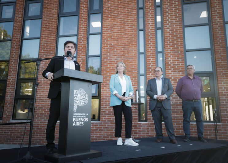 Saladillo: Kicillof recorrió la Casa de la Provincia