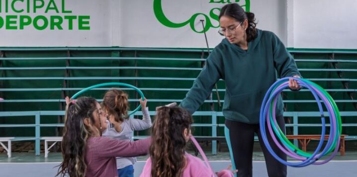 La Costa: Abrió la Escuela Municipal de Gimnasia Artística en el Polideportivo de Aguas Verdes