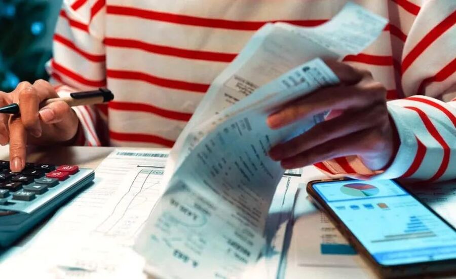 El 87% de los estatales se endeudan para llegar a fin de mes
