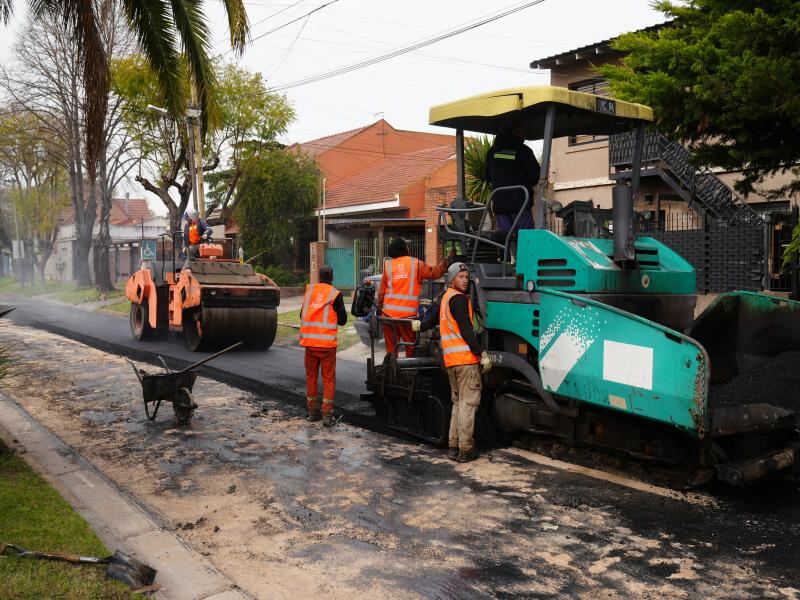 Lomas de Zamora: Continúan las obras de repavimentación en todo el Municipio