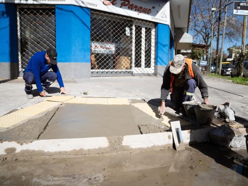 Lomas de Zamora: Ya se construyeron más de 100 rampas de accesibilidad en la ciudad